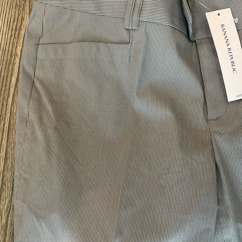 Banana Republic Gray Pinstripe Trouser Pants - Picture 4 of 6